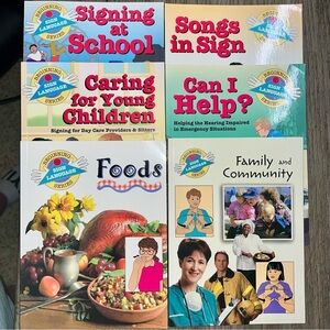 Beginner's Sign Language Series Books - Multicolor